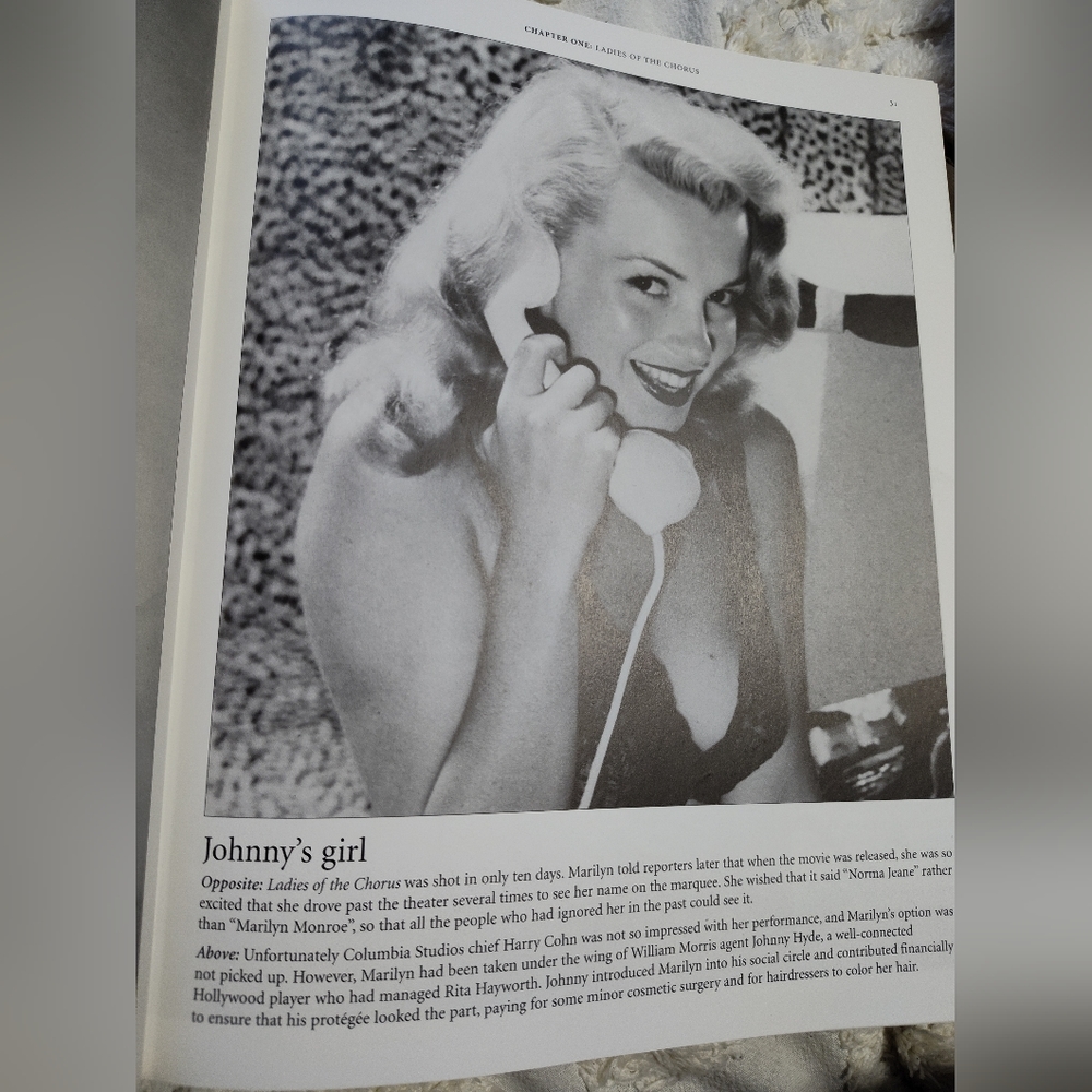 Book - Picture 2 of 8